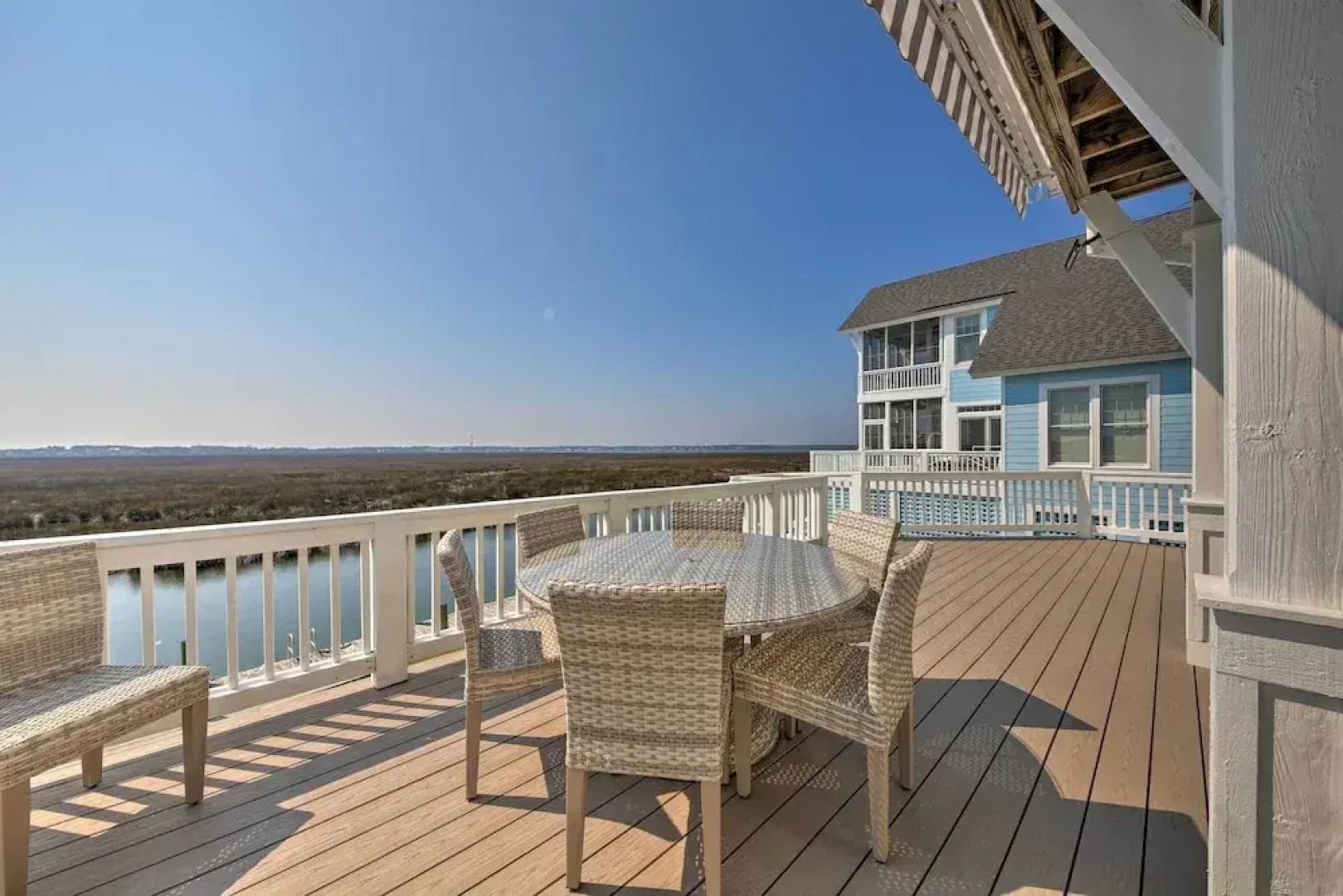Manteo Waterfront Resort Home w/ 30-ft Dock!