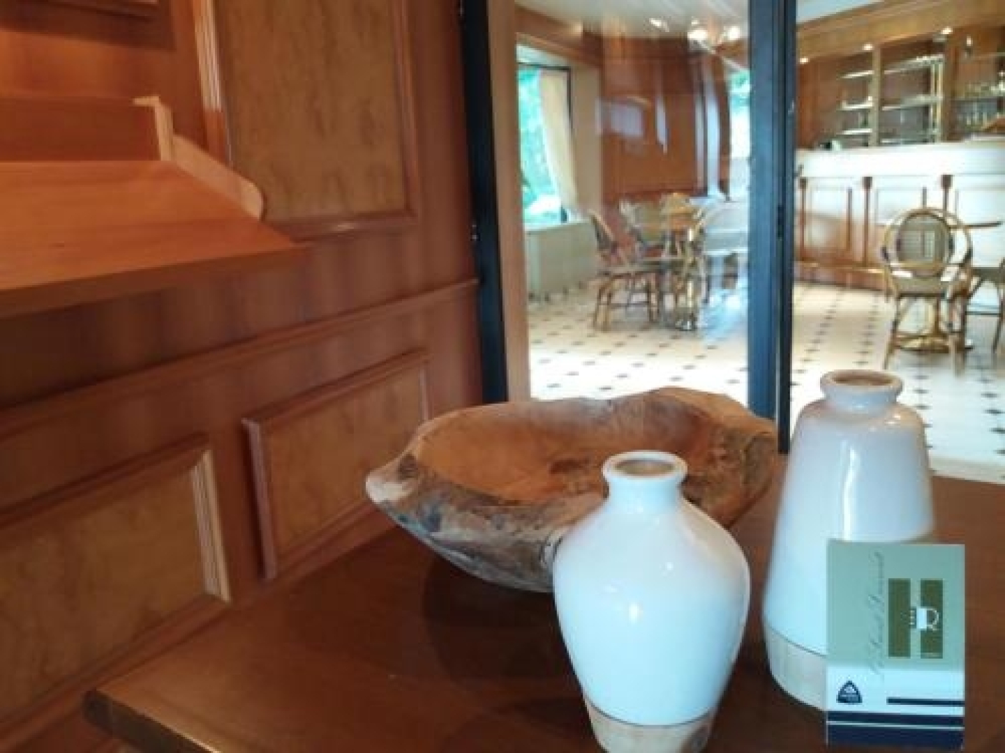 Hôtel Akena-Saint Laurent De Mure