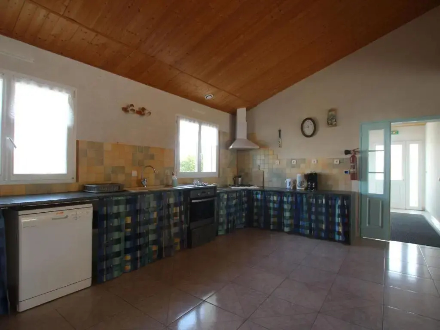 Gîte Bouin, 4 pièces, 9 personnes - FR-1-426-95