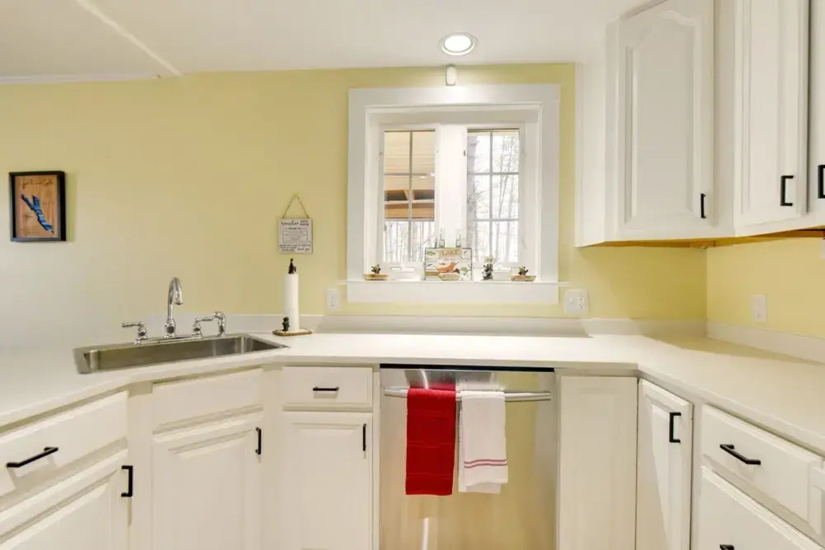 Family-friendly Bridgton Home, Steps to Lake!