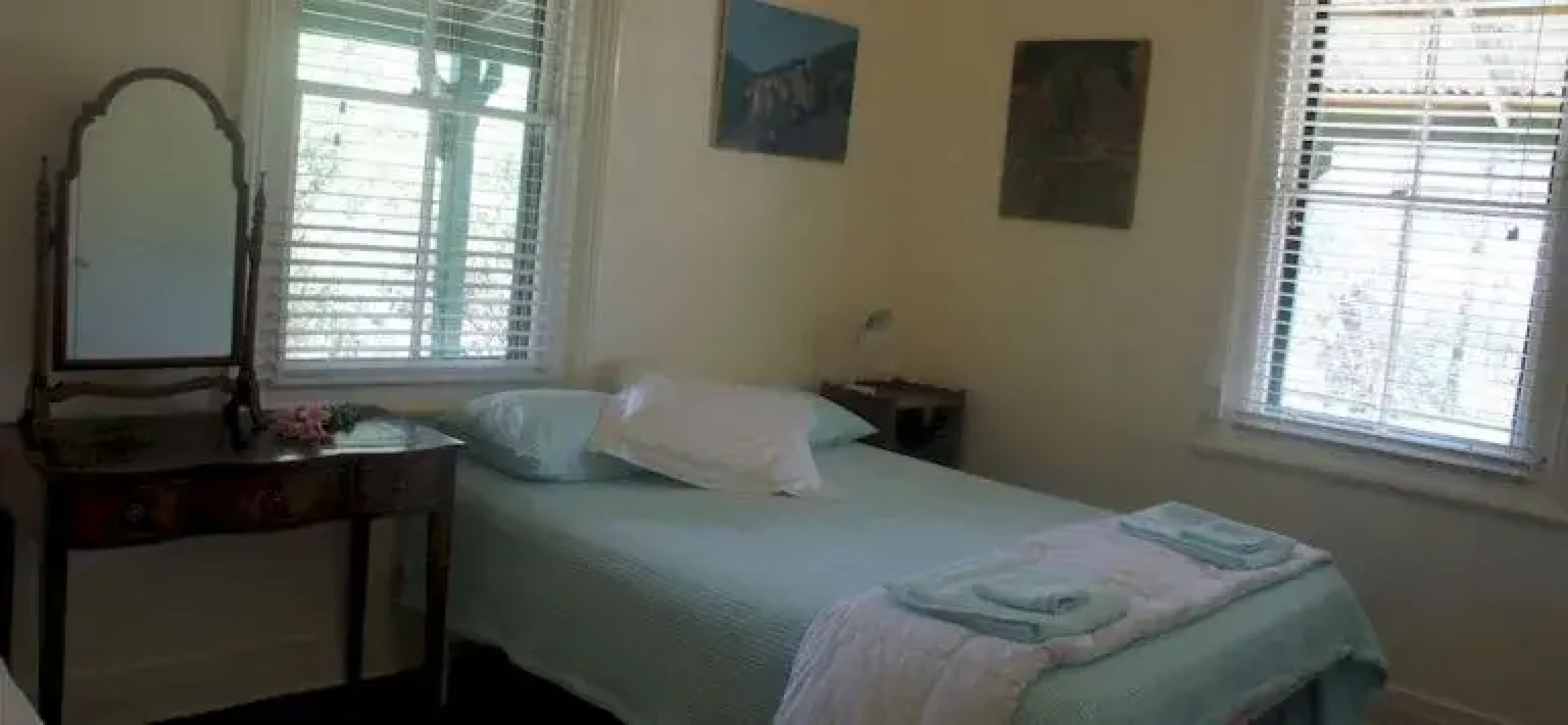 Rosnay Organic Vineyard, Olive Grove, Figs and Farmstay