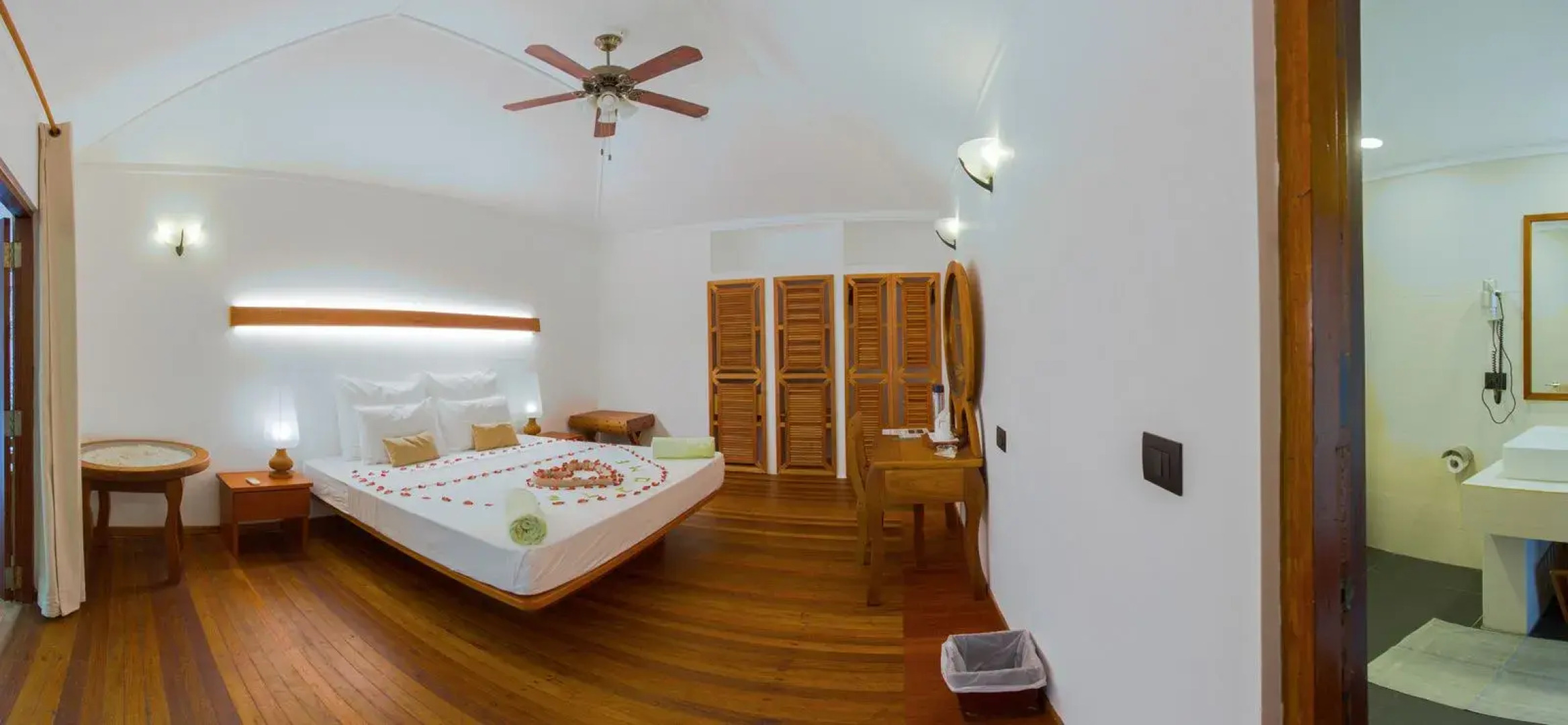 NAKAI Maayafushi Resort