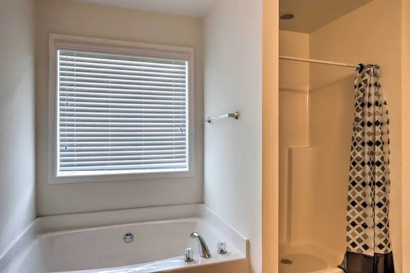 Family Getaway w/ Movie Room Near Atlanta!