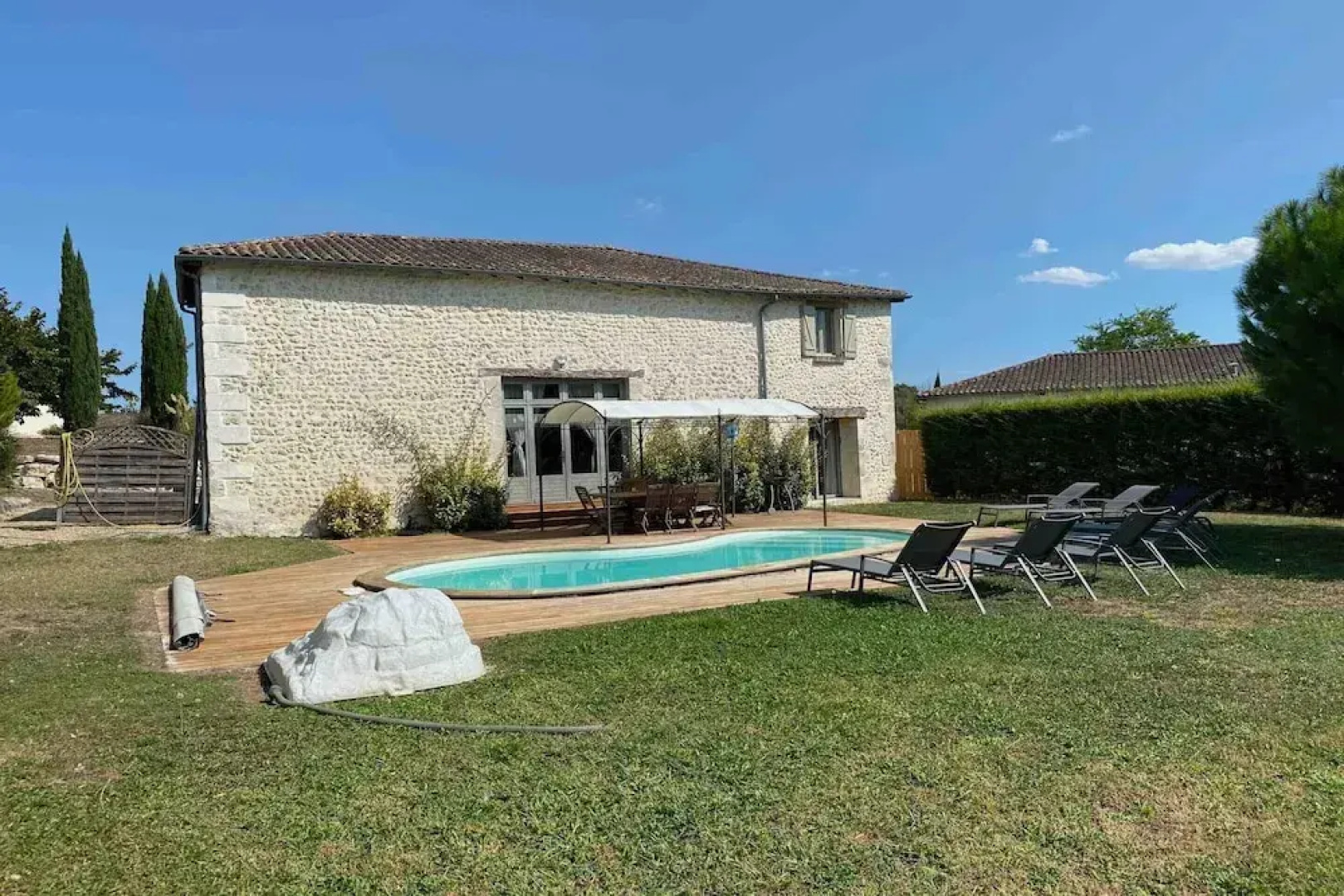 Le Genet With Private Swimming Pool