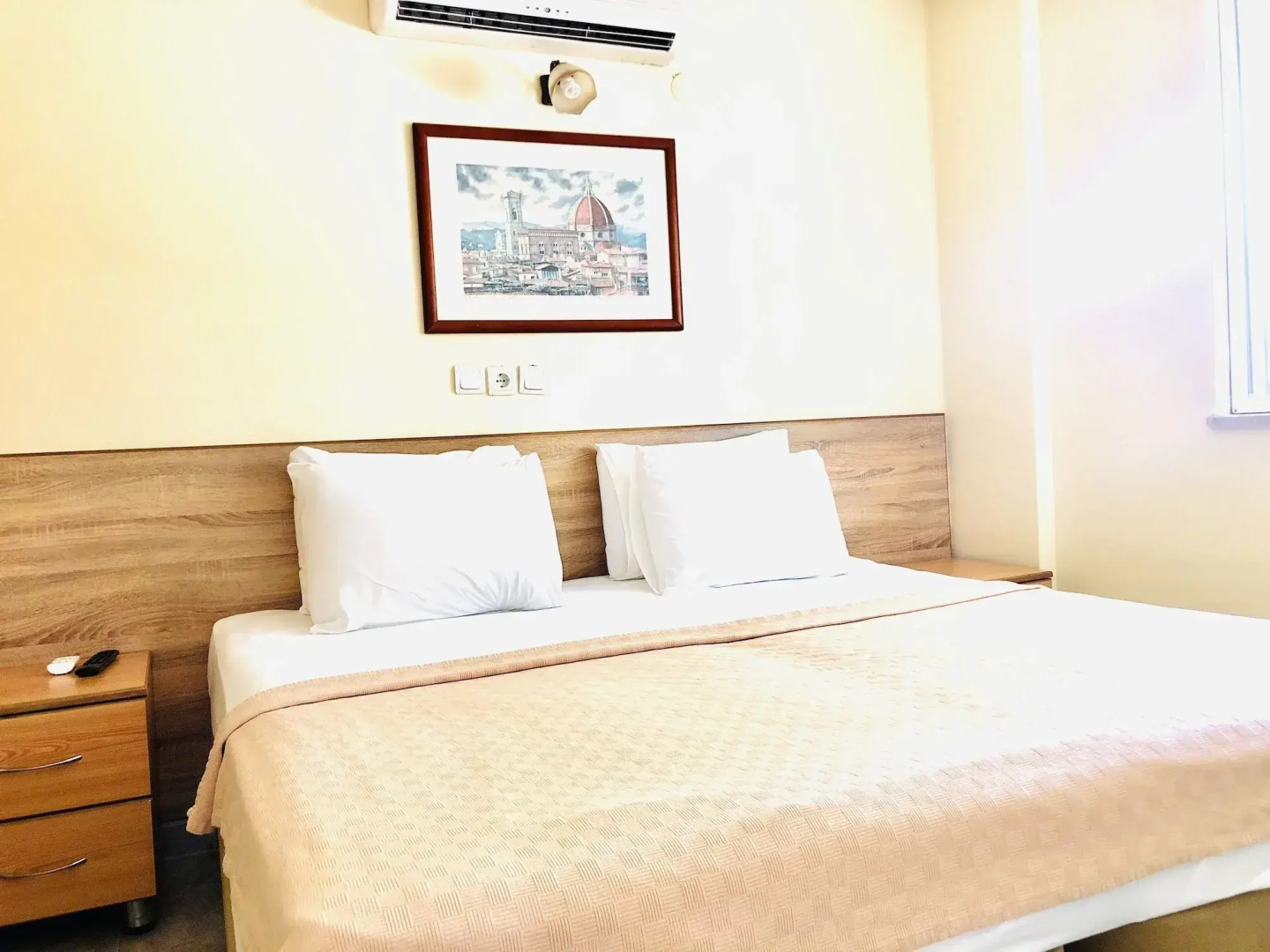 Ten Apart Hotel
