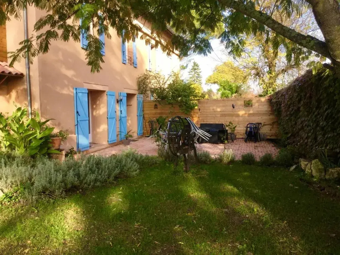 House With 4 Bedrooms in Gaillac, With Enclosed Garden and Wifi