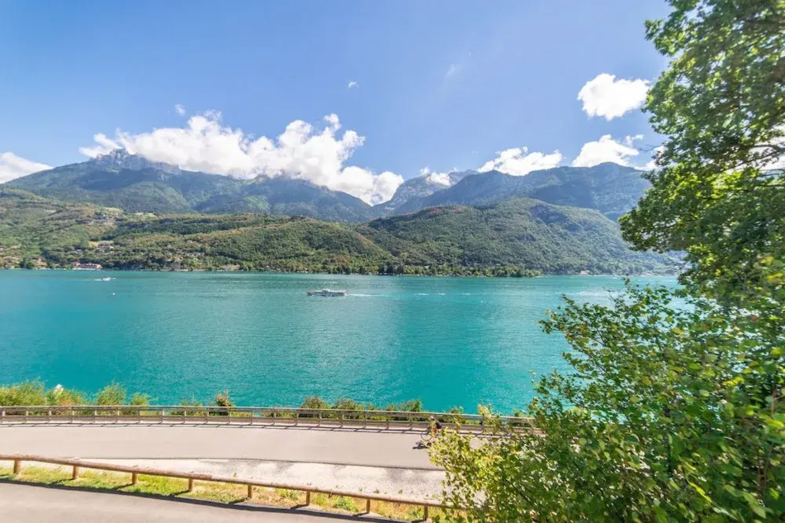 Le Clos Grenadine Splendid Villa Luxury Lake View