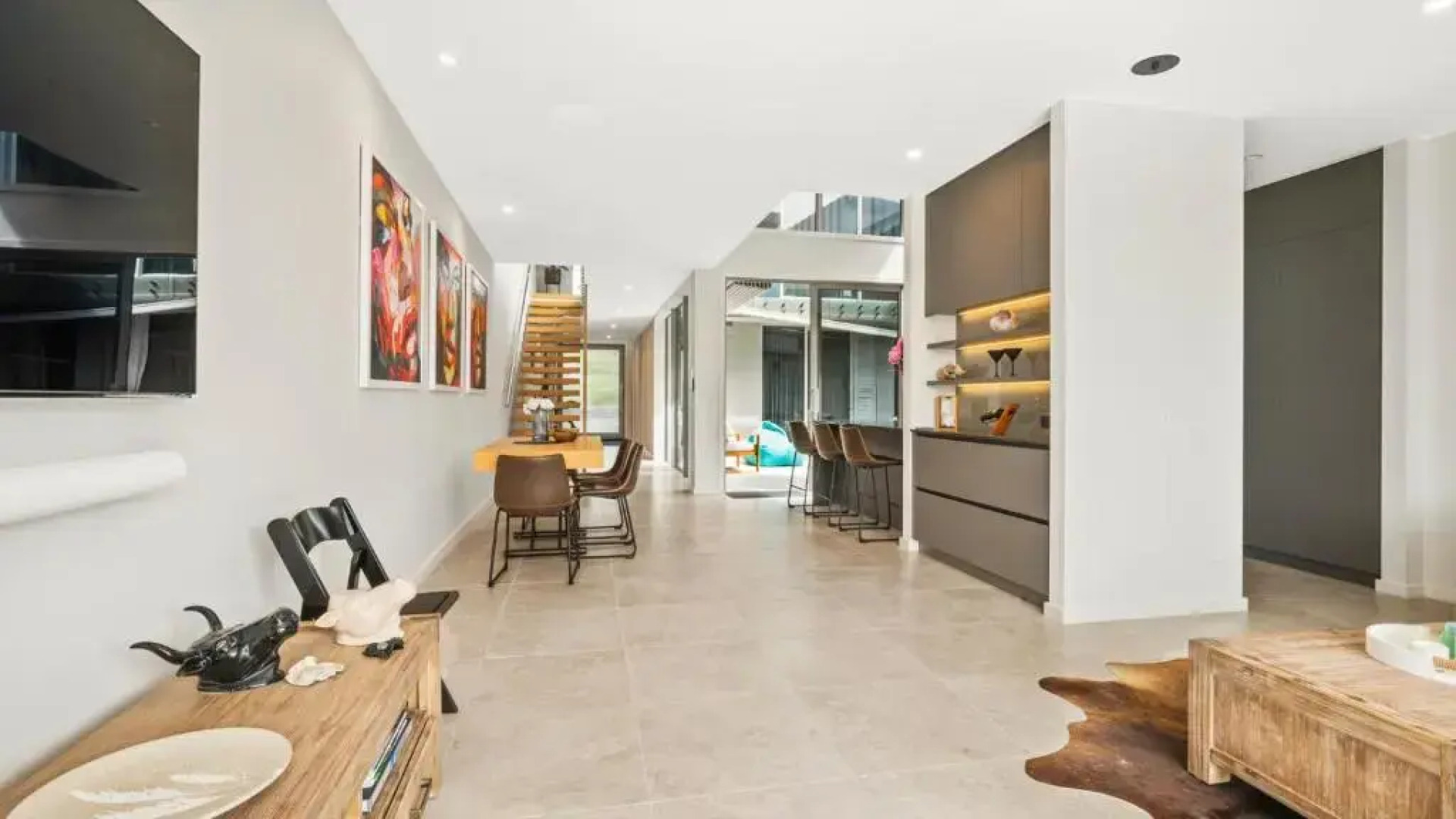 Tranquility Waters - Whangaparaoa Holiday Home