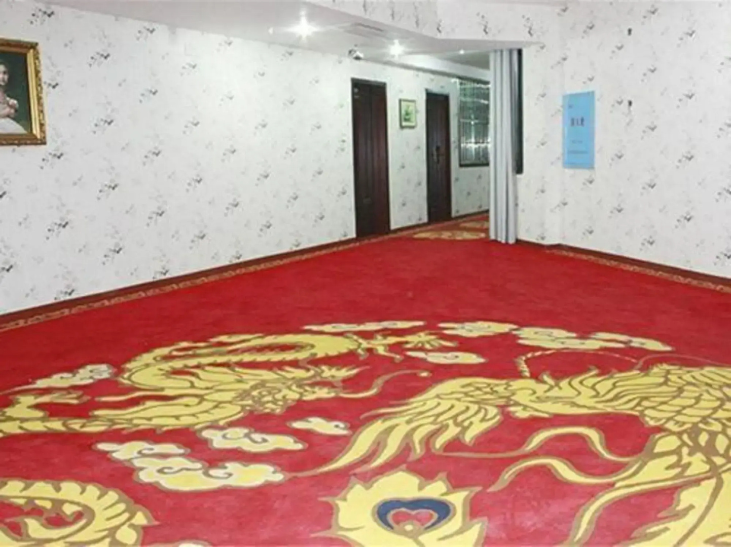 Shuifu Huadu Hotel
