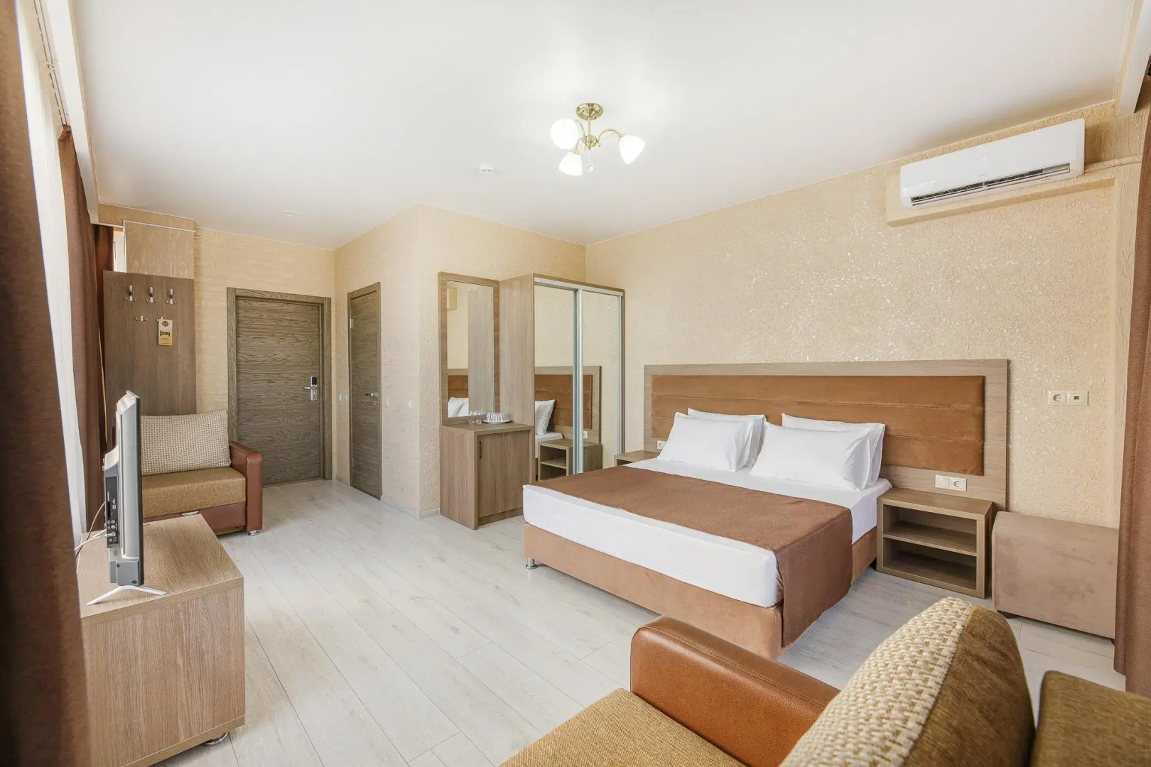 Viva VictoriaFamilyHotel