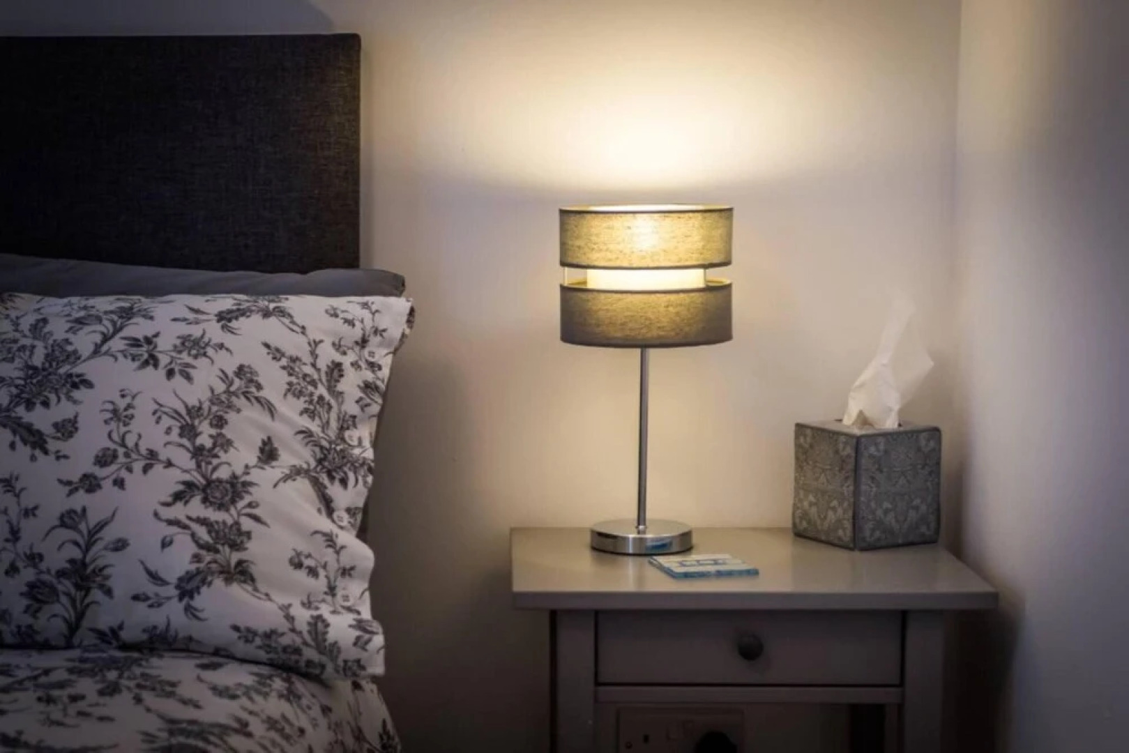 Ideal Couples Base for Exploring the Island