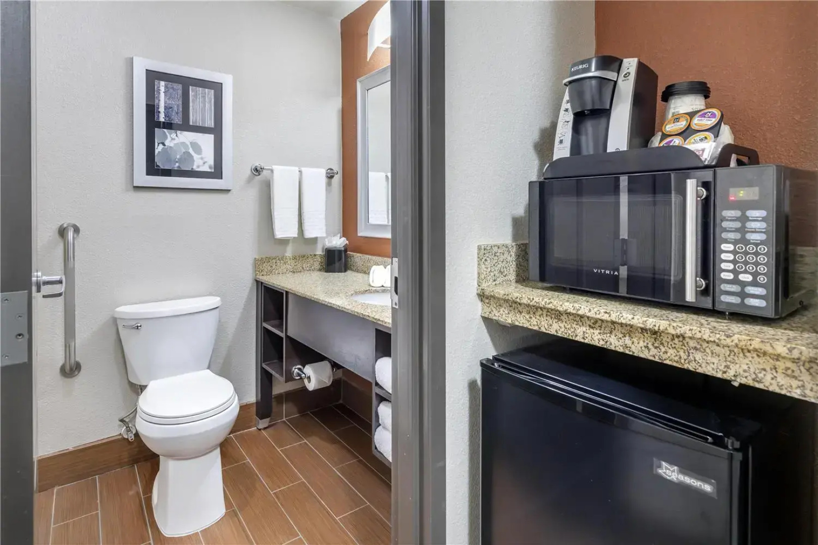 Best Western Plus Lee's Summit Hotel & Suites