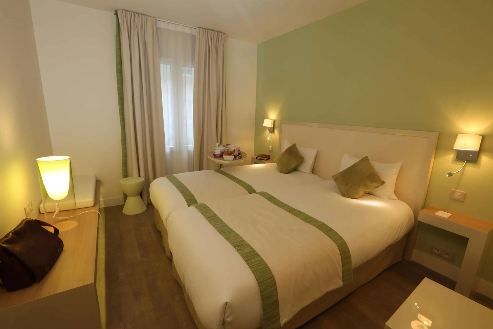 Kyriad Paris 18 - Porte de Clignancourt - Montmartre