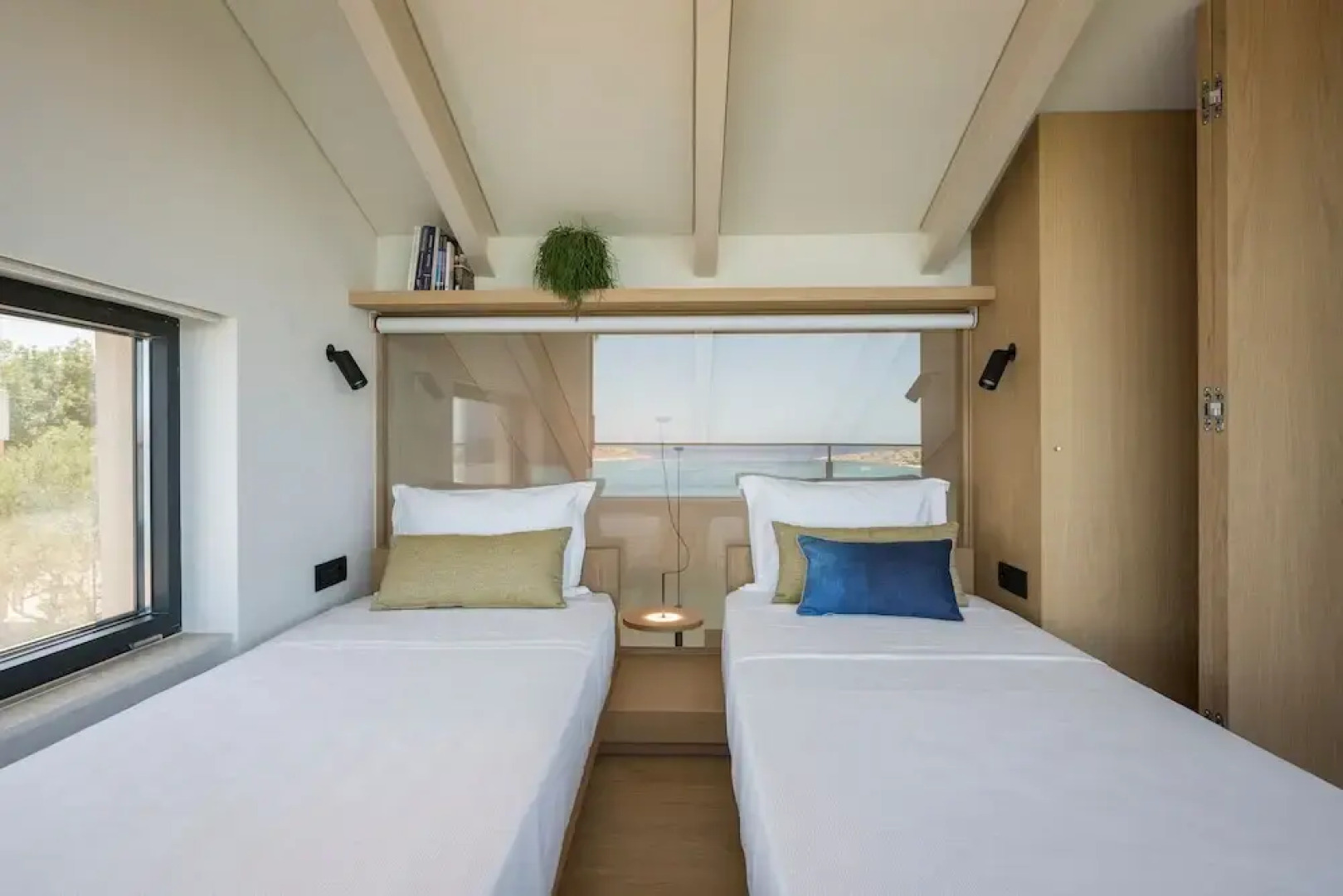 OPENNESS. House by the sea.