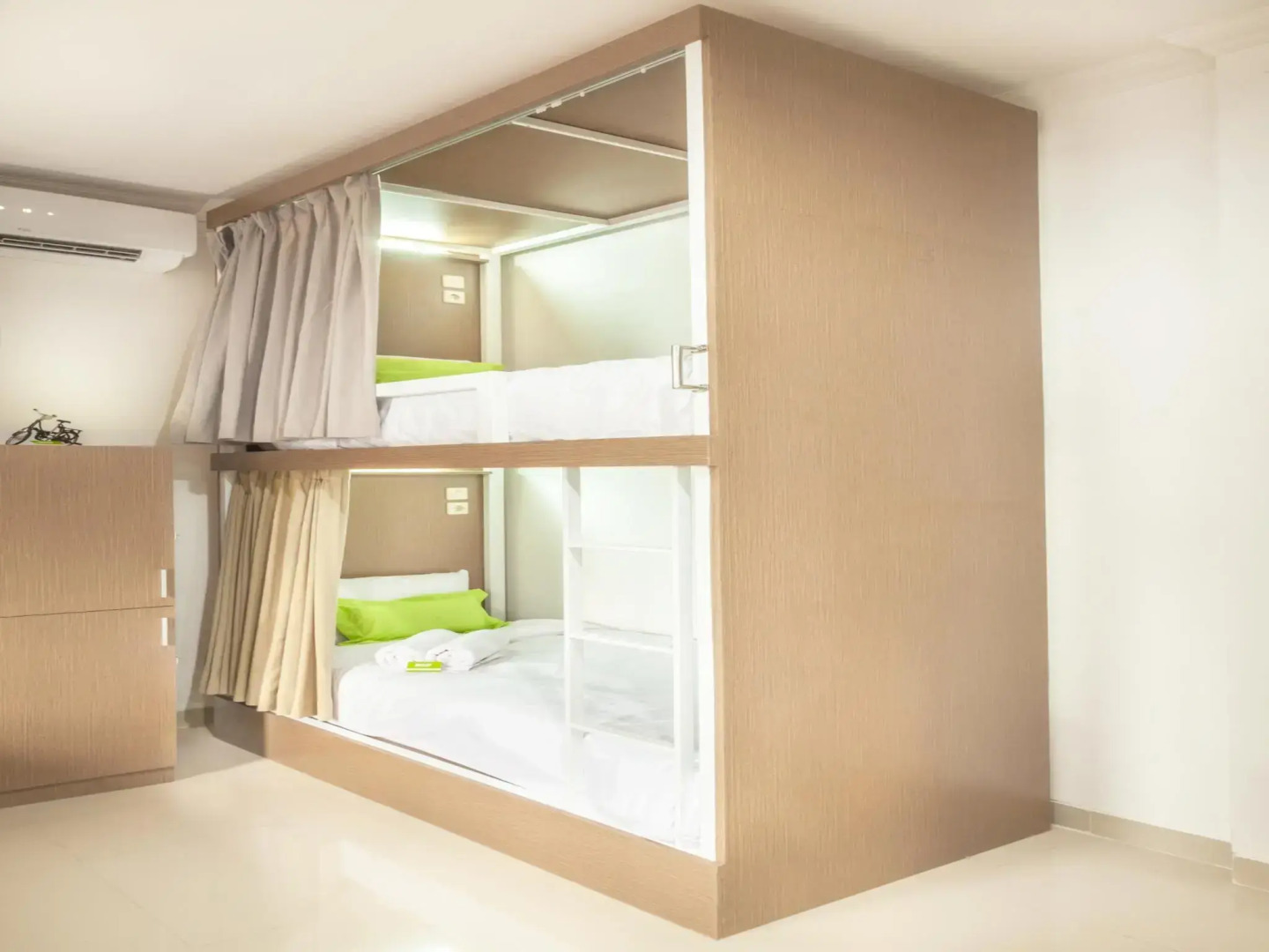 Wakeup Homestay - Hostel