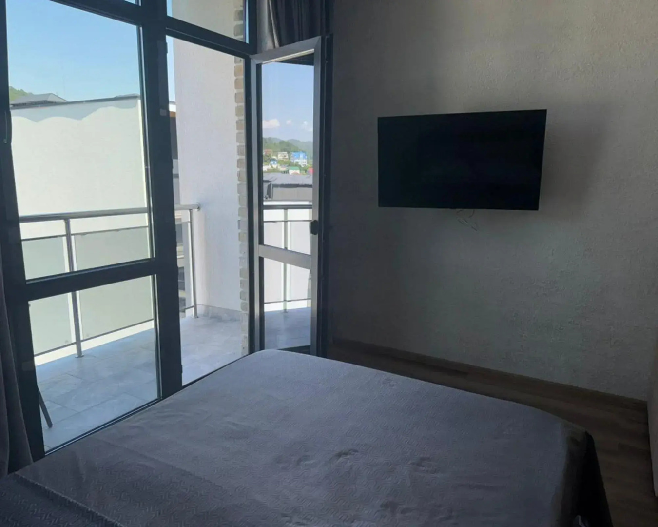 Море тут на улице Львовская