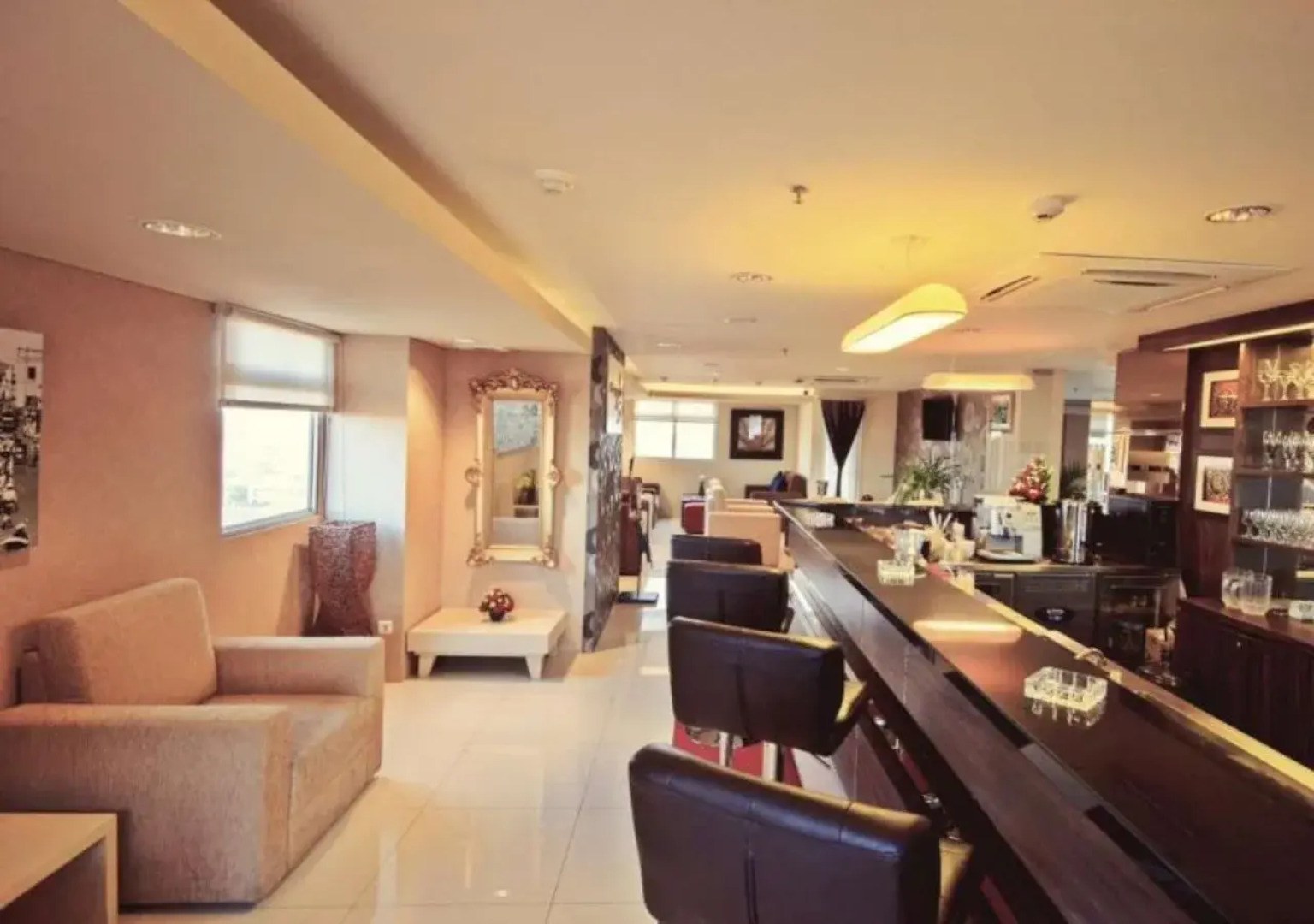 Gunawangsa Manyar Hotel Surabaya