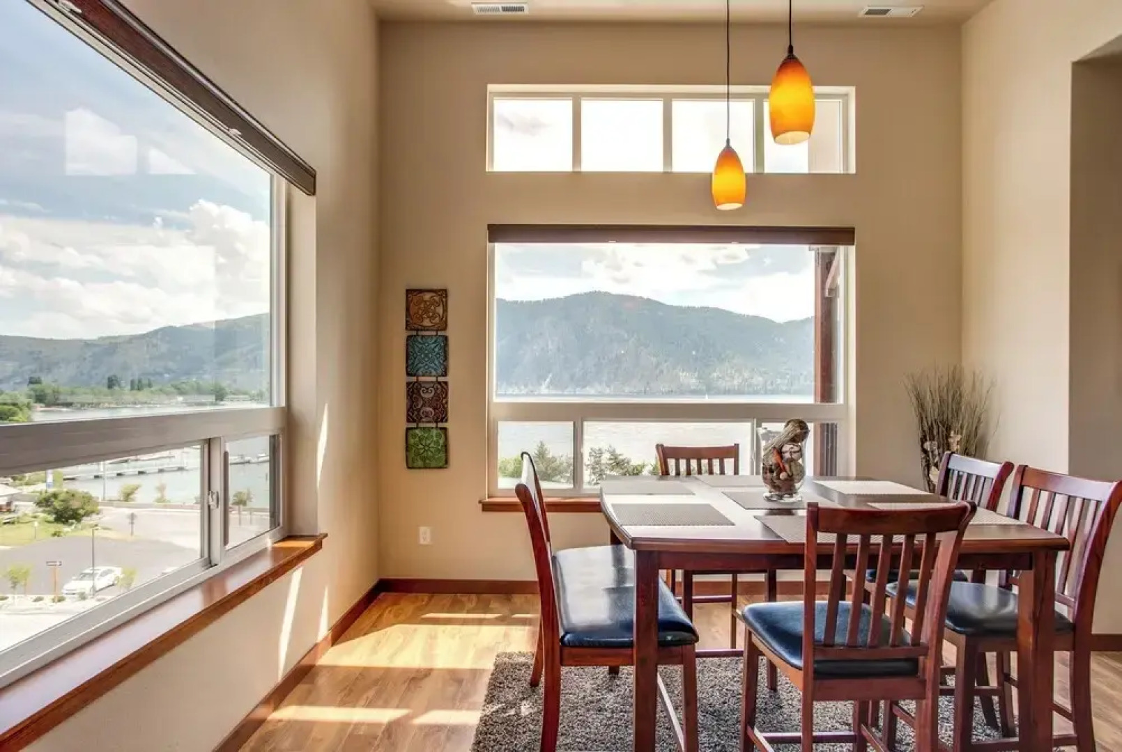Marvelous Manson Condo, Steps to Lake Chelan Beach