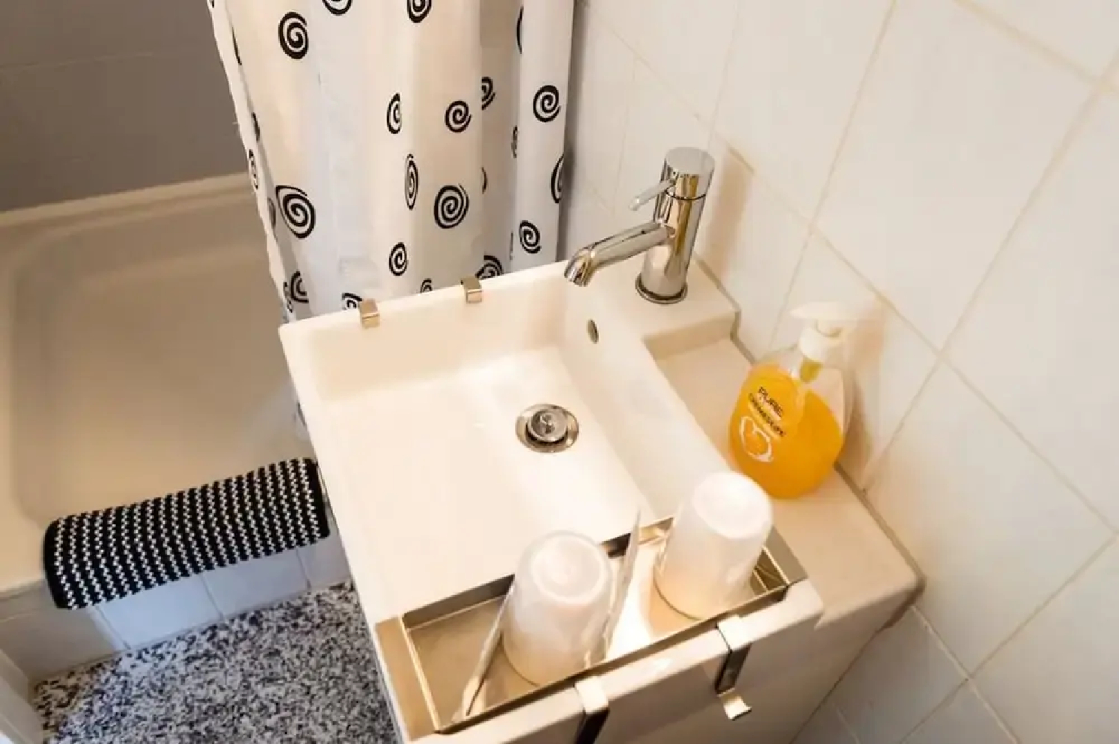 Pension an der Pillnitzer Schlossfaehre