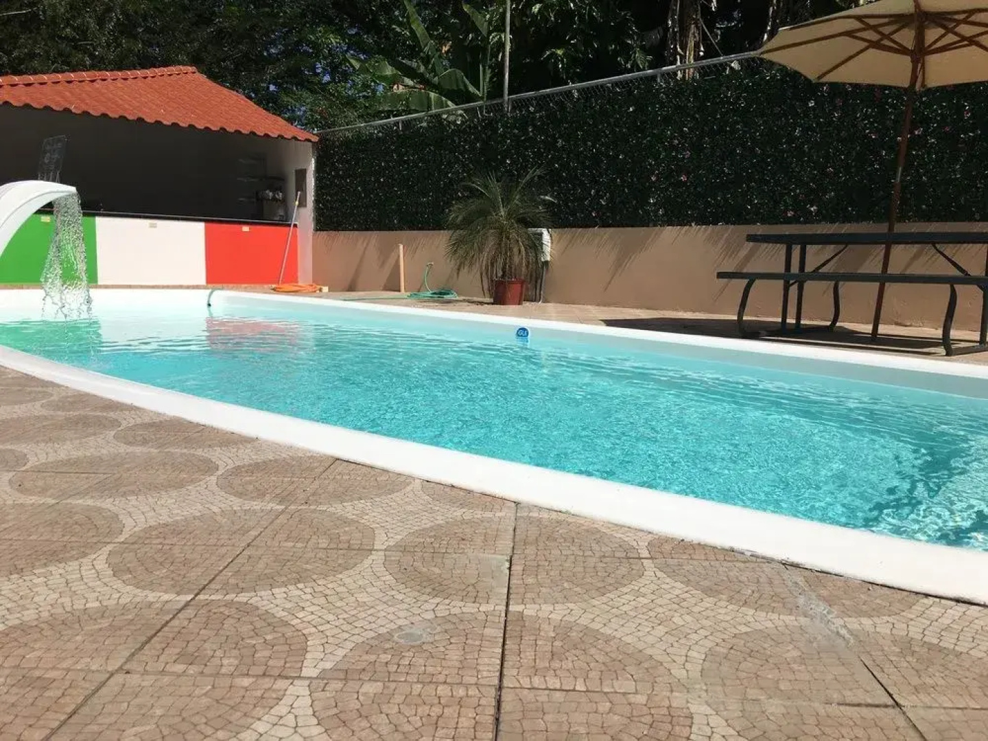 Roxy Fishing Club Y Hotel