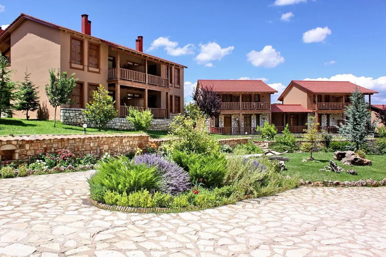 Vitina House Forest Resort