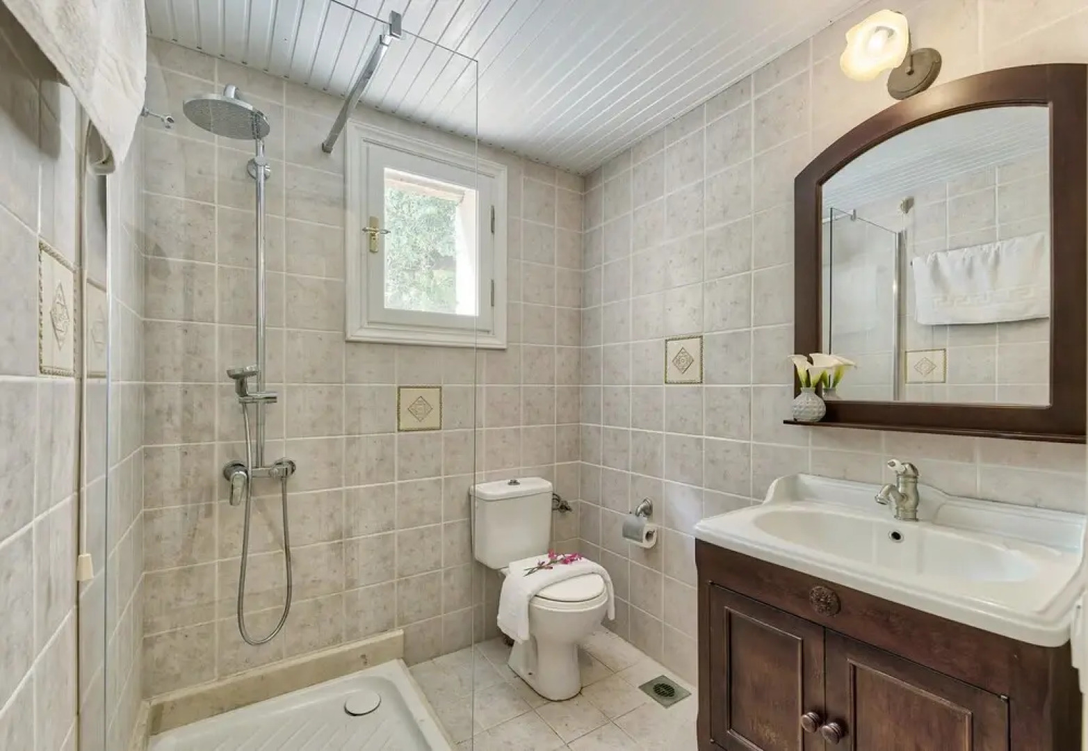 Villa Marathonisi 500 mt From sea