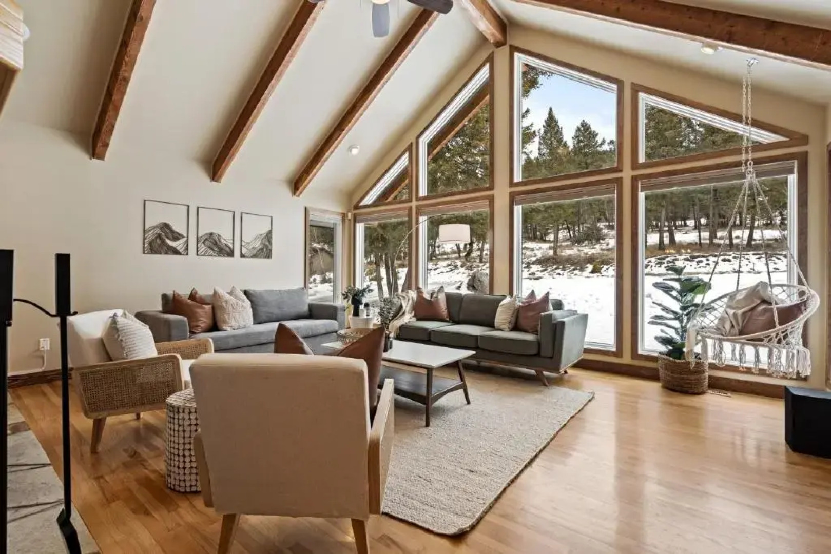 The Caribou Lodge I HotTub I Fireplace I Sleep16