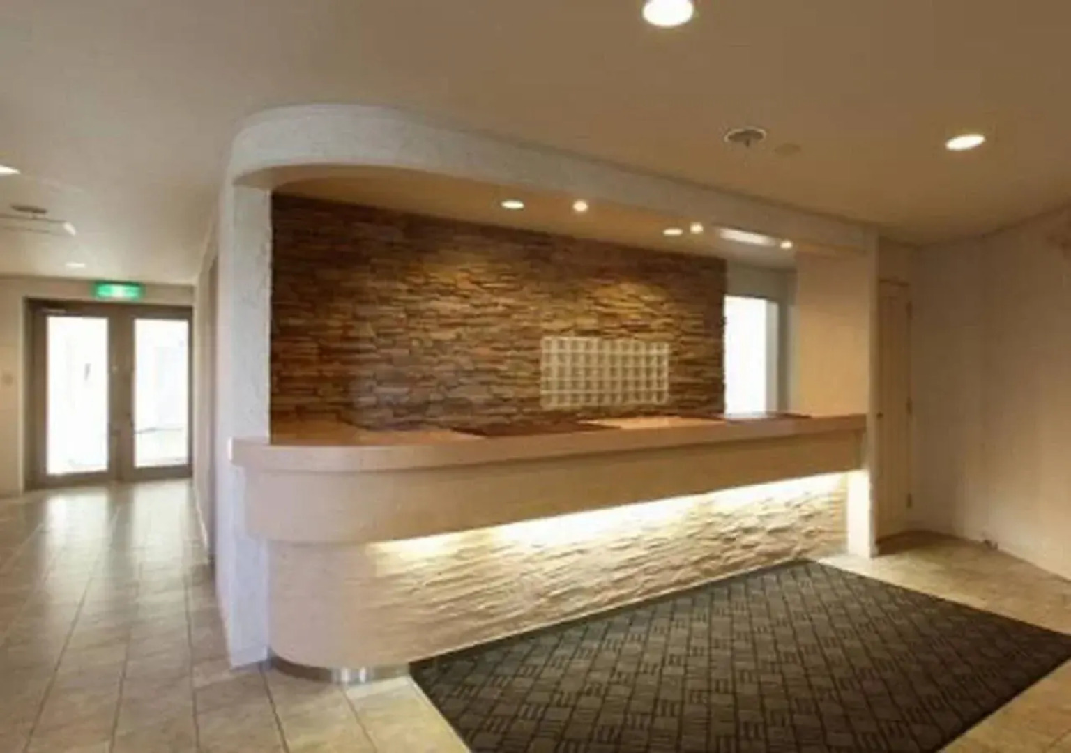 Resort Inn North Country