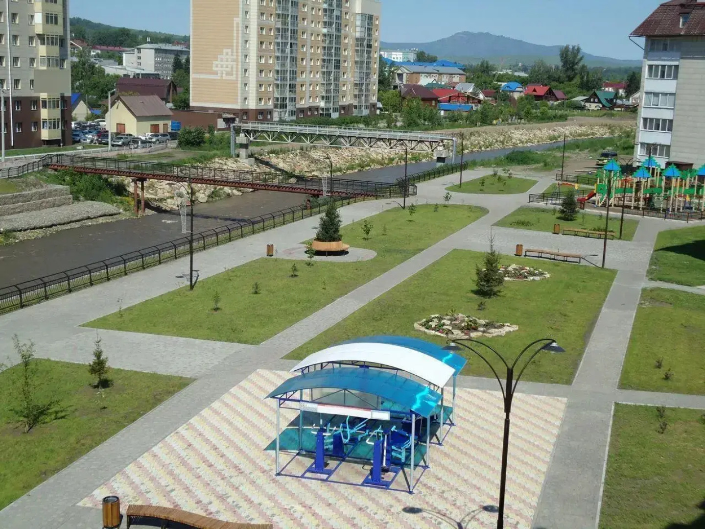 Апартаменты на проспекте Коммунистический 92