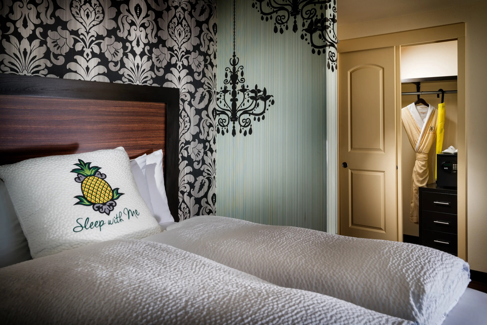 The Maxwell Hotel - A Staypineapple Hotel