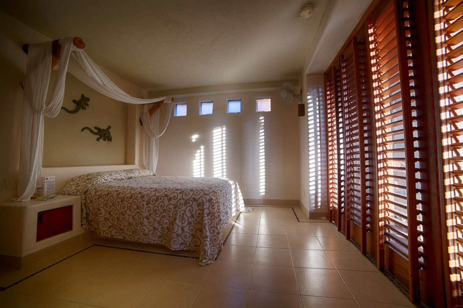 La Villa Luz Adults Only