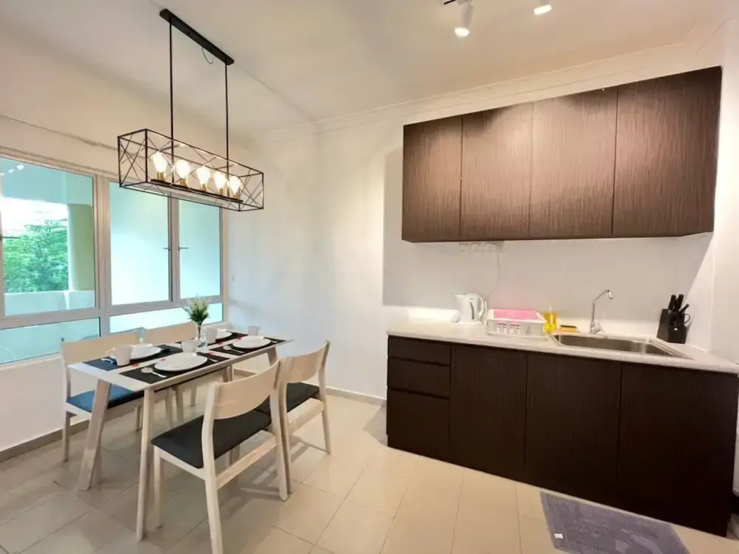 Tiara Desaru By Antlerzone