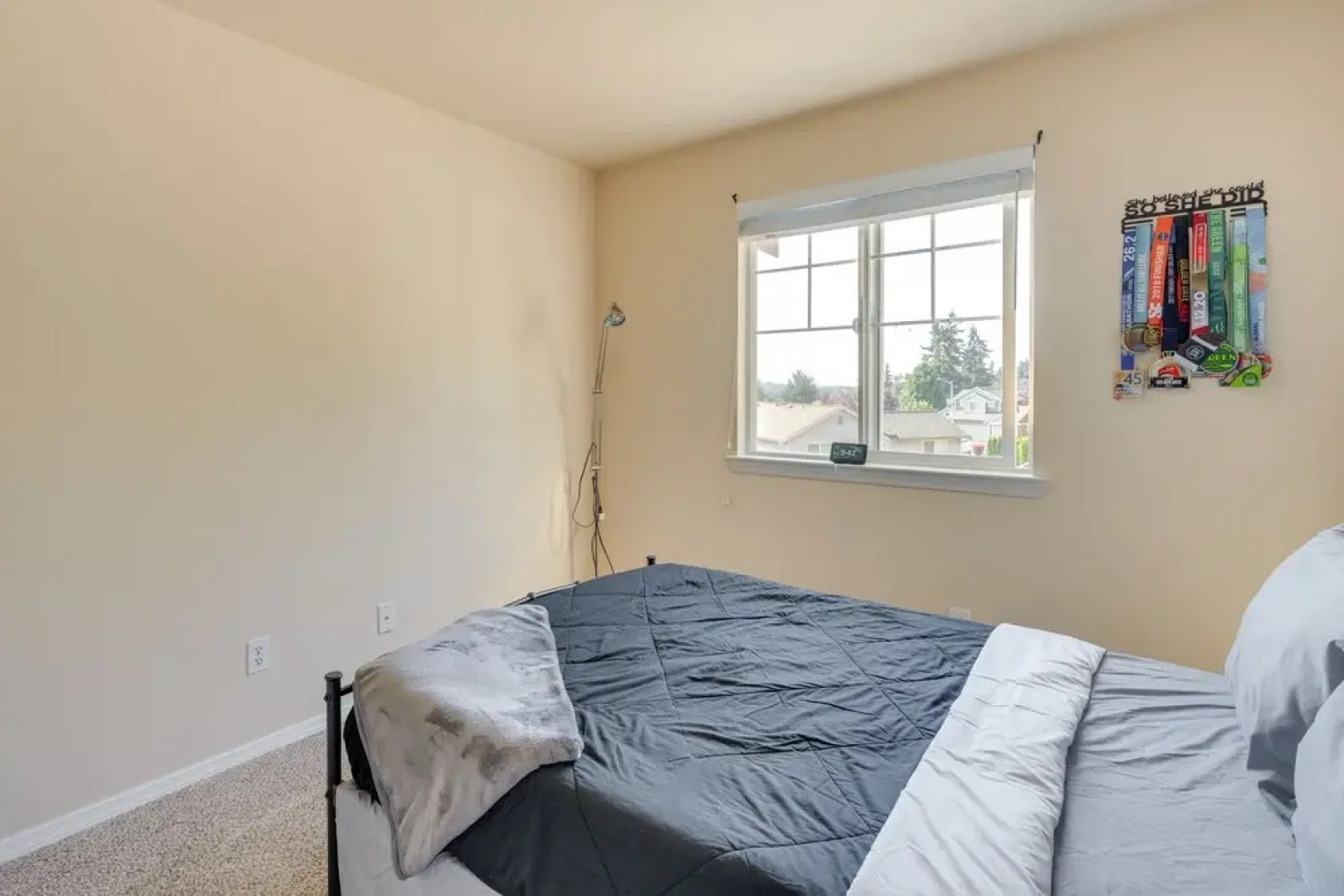 Bothell Retreat: Home Gym, Fireplace & More!