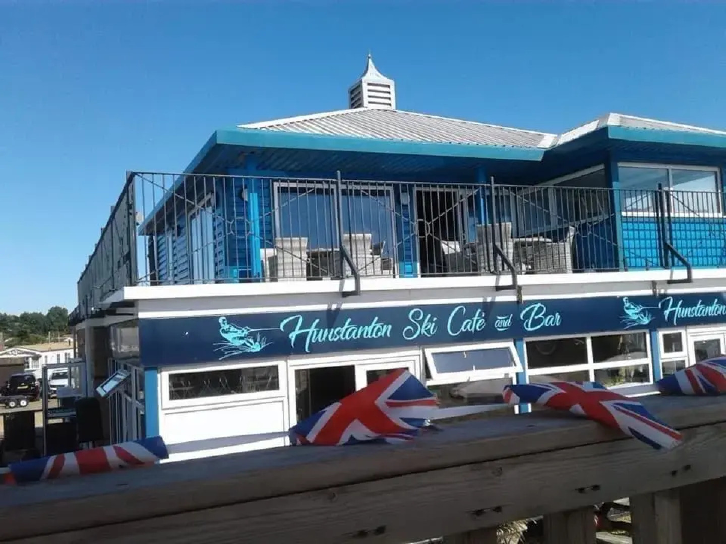 Gone To the Beach Flat 1