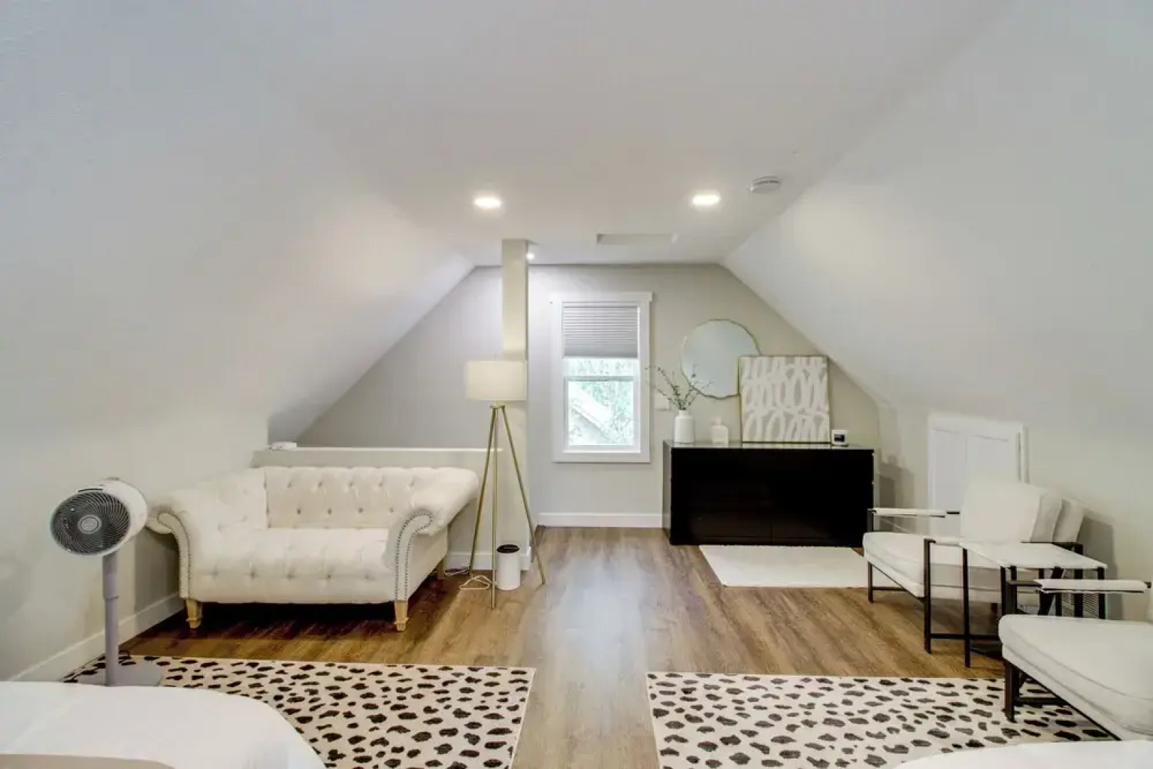 Stylish 'crosby Cottage' - 1 Mi to Serpent Lake!