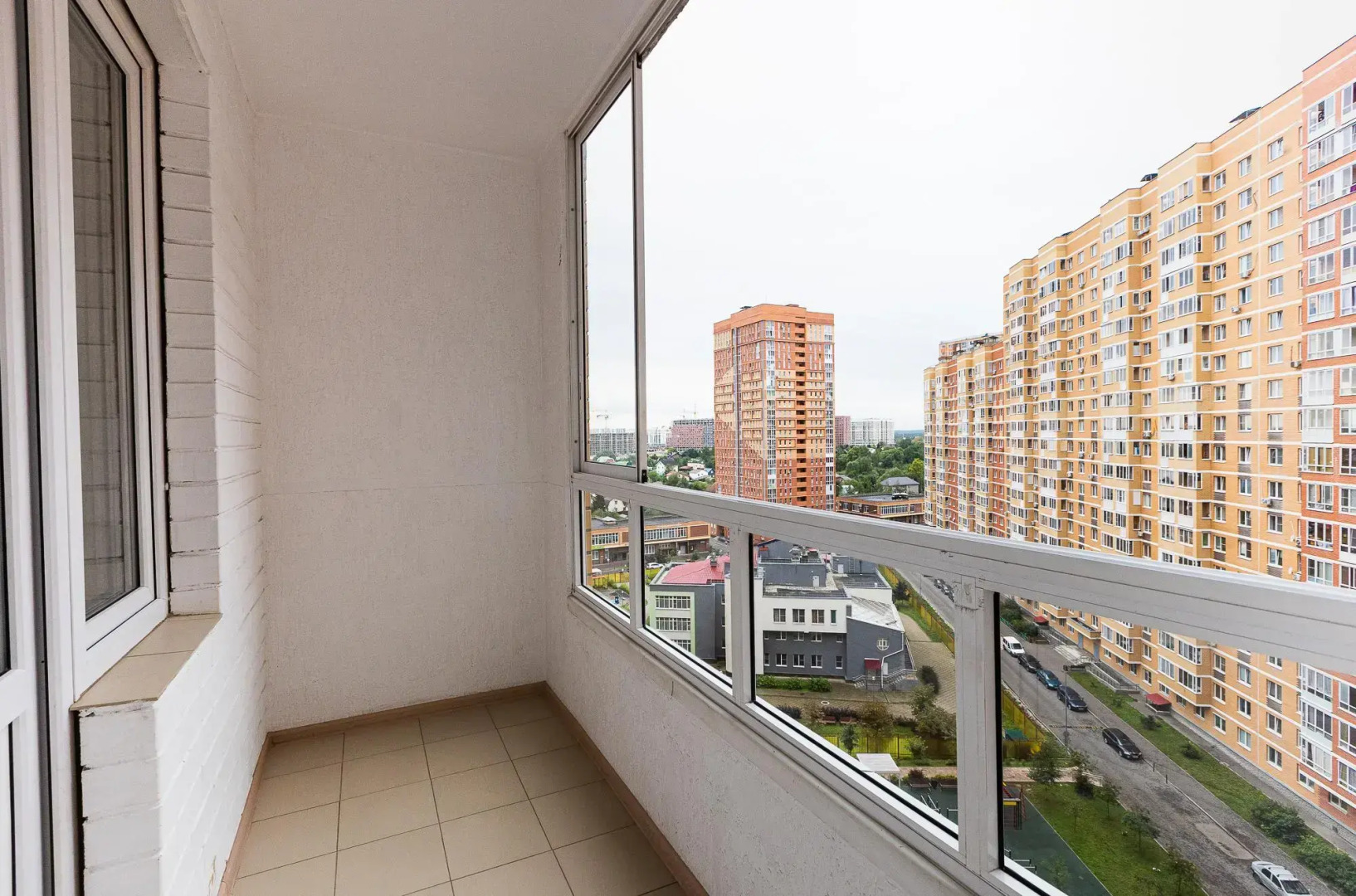 MOKO Apartments (МОКО Апартментс) на улице Барышевская Роща