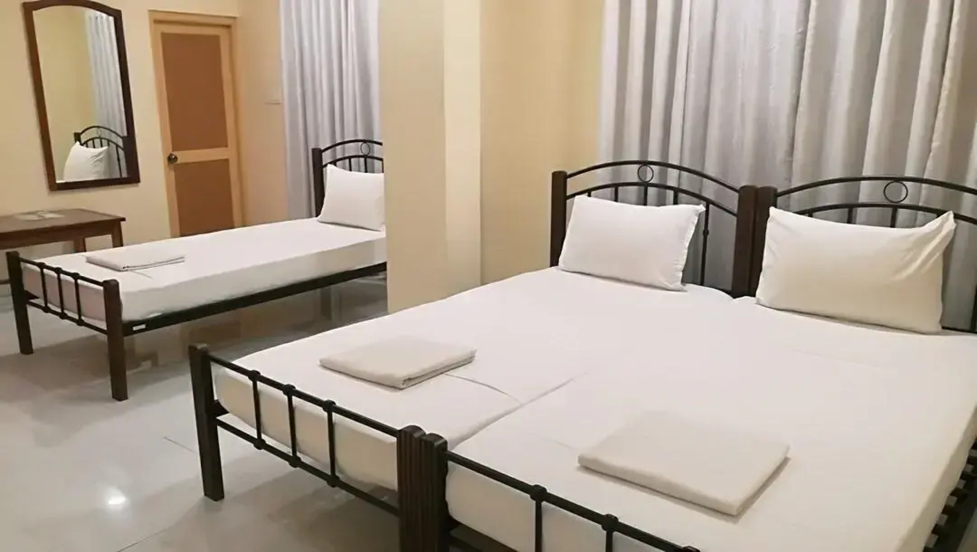 Kokari Guest House B&B