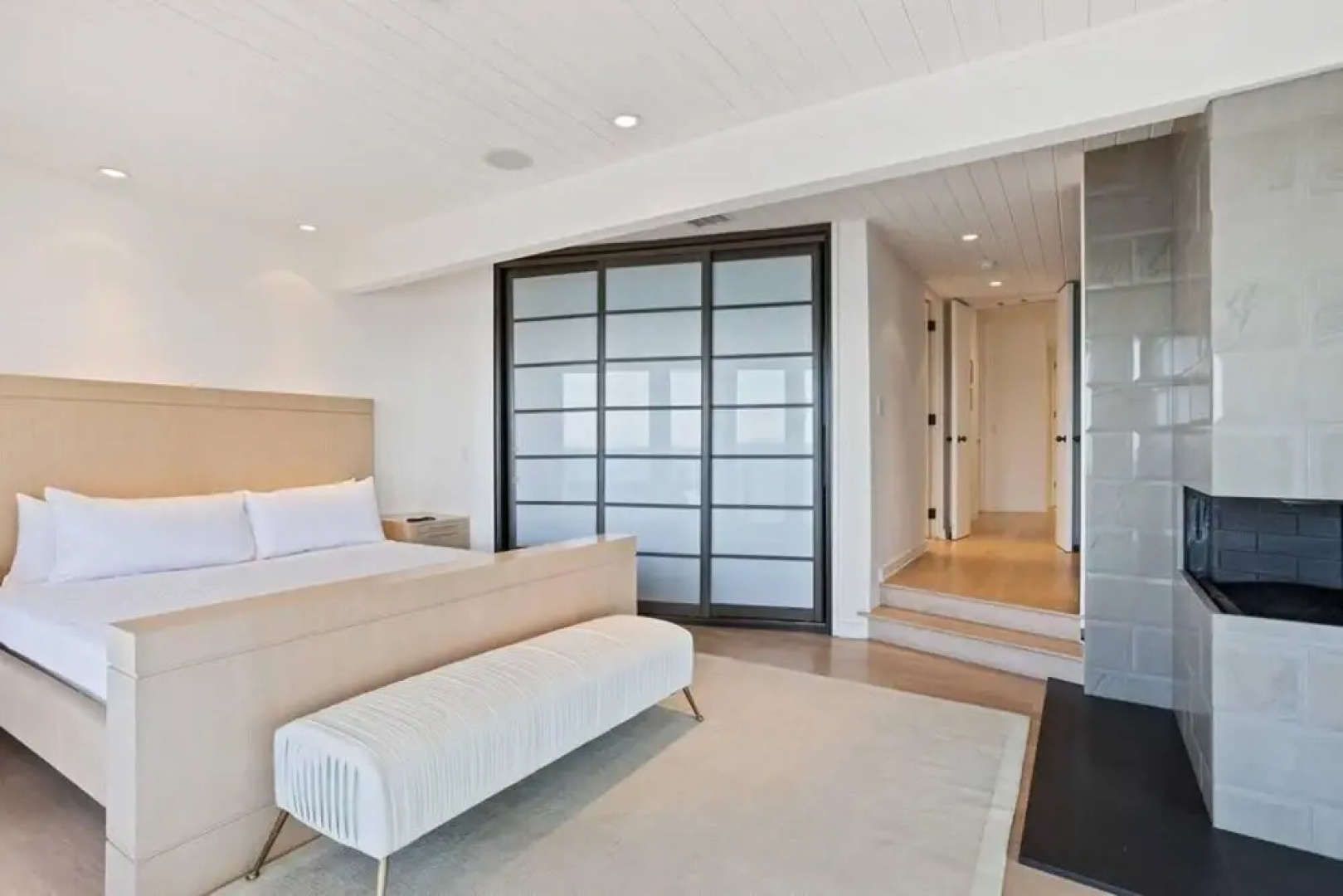 Coastline Villa In Malibu