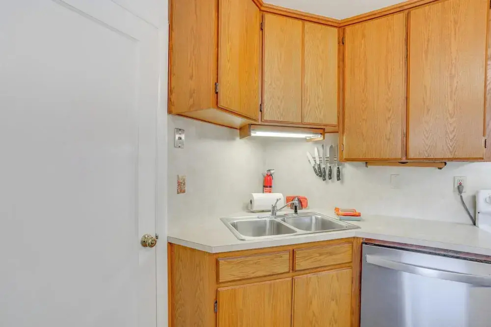 11 Mi to Arcata Bay: Home w/ Garden in Blue Lake!