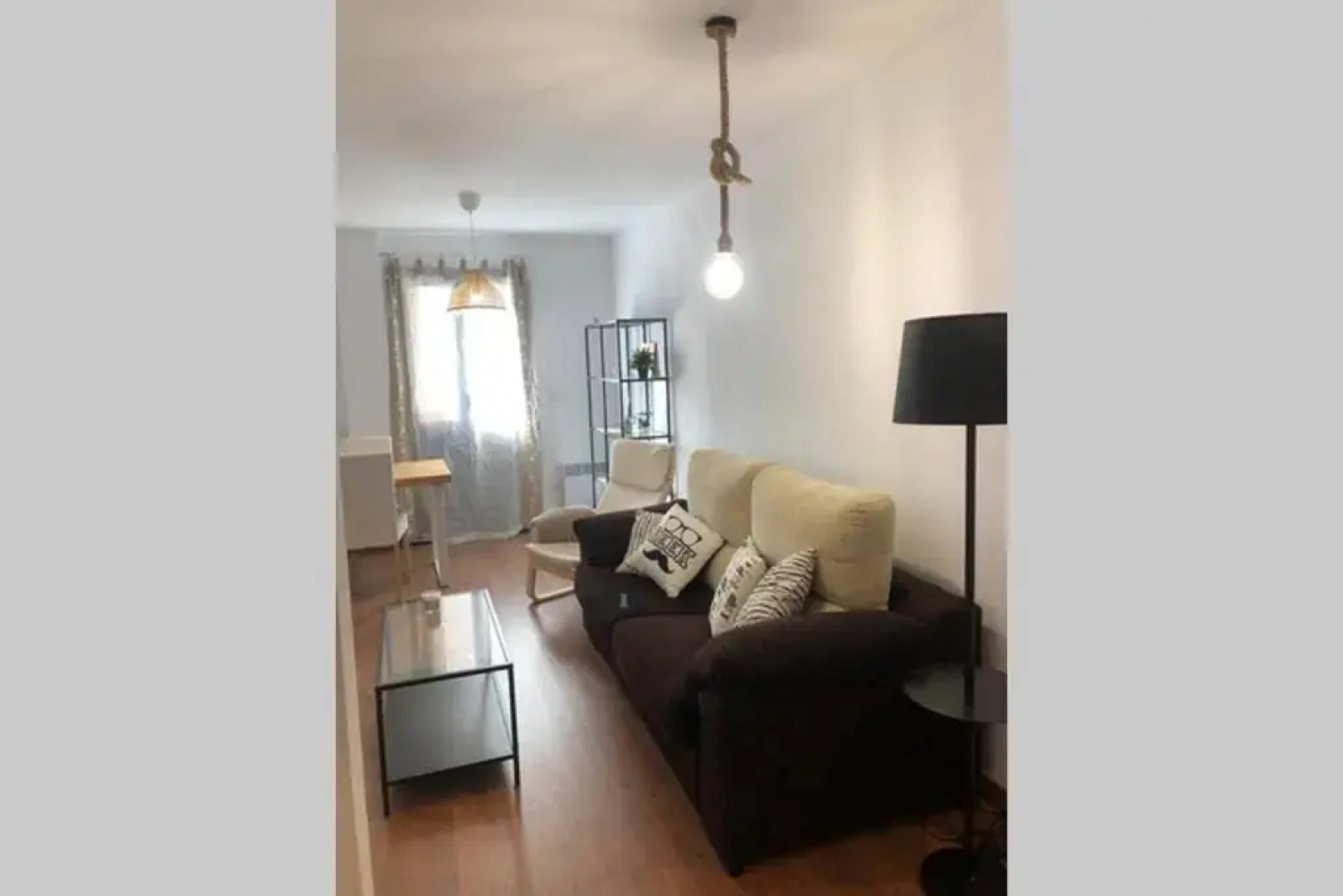 Gran terraza con vistas en el corazon de villanua