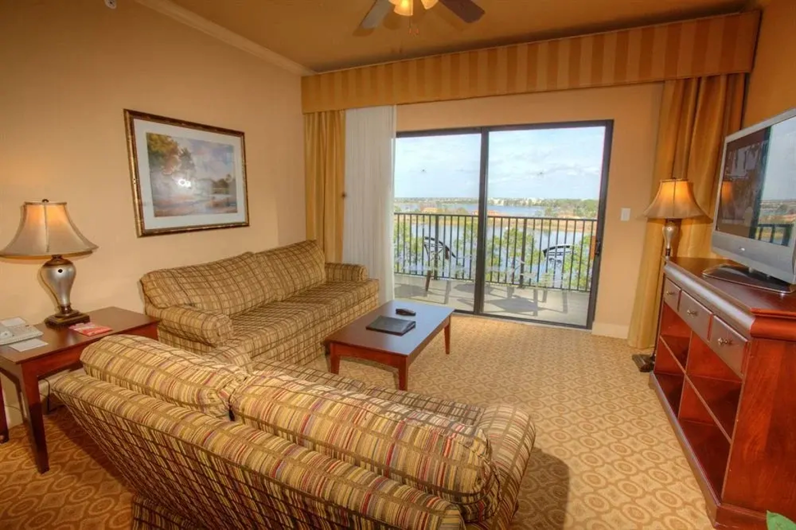 Lake Eve Resort