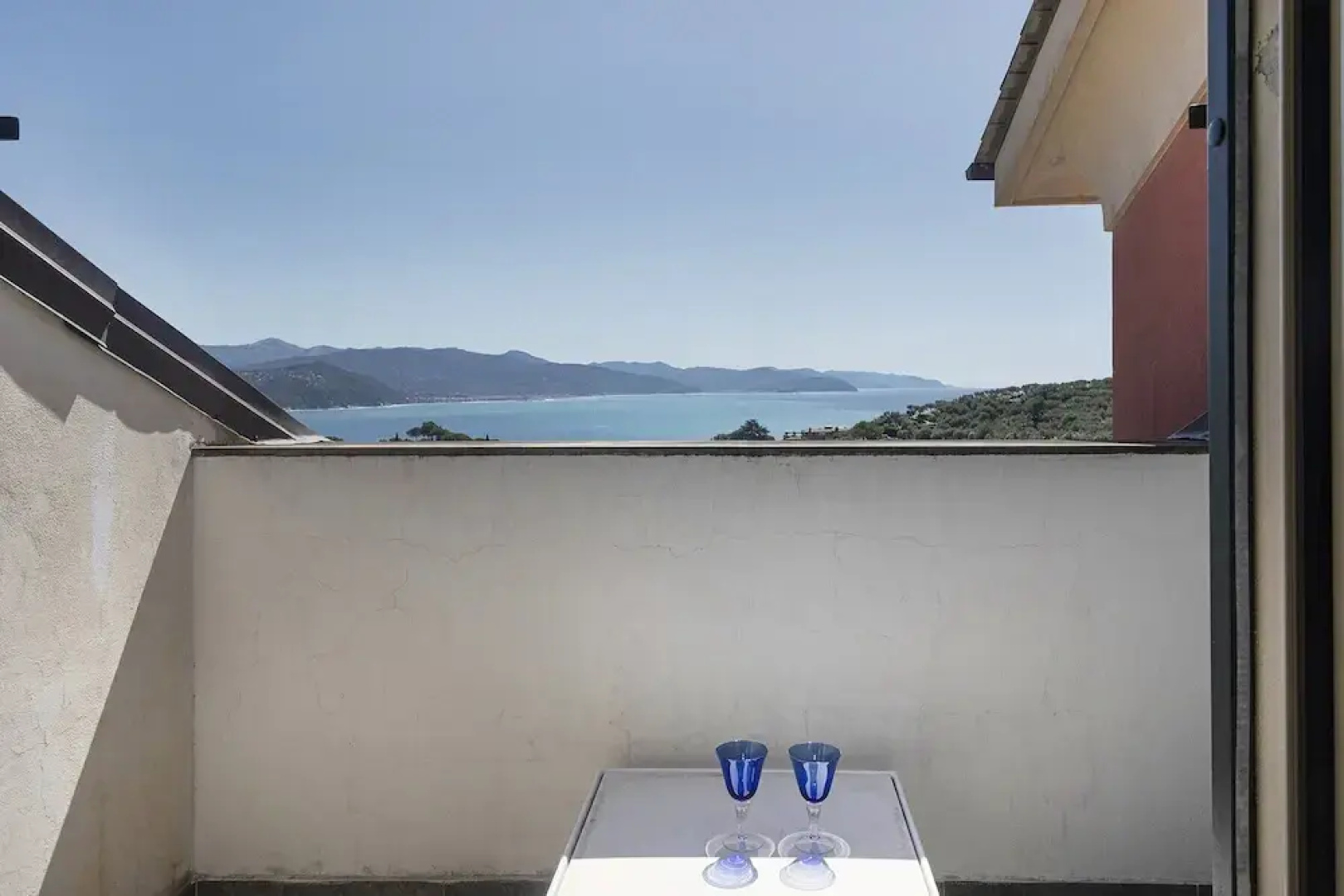 Orizzonte Blu With Terrace by Wonderful Italy