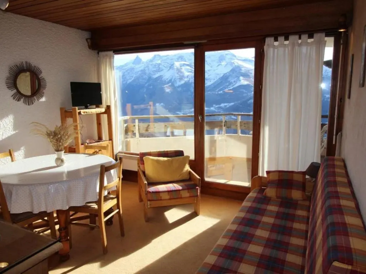 Appartement Auris, 1 pièce, 4 personnes - FR-1-297-16