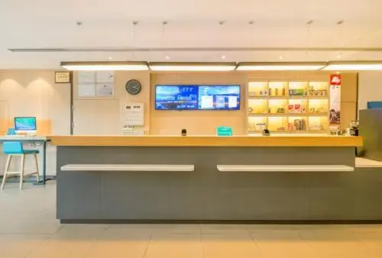 Hanting Hotel Hunchun Commercial Street