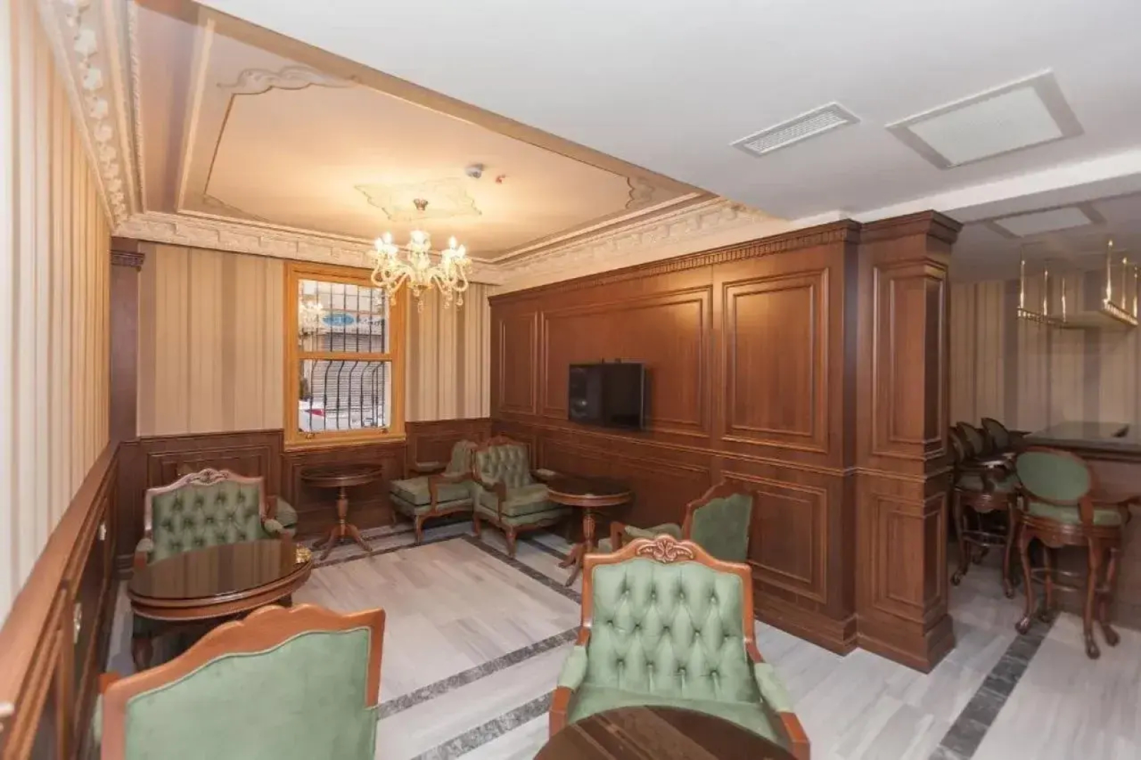 Meserret Palace Hotel