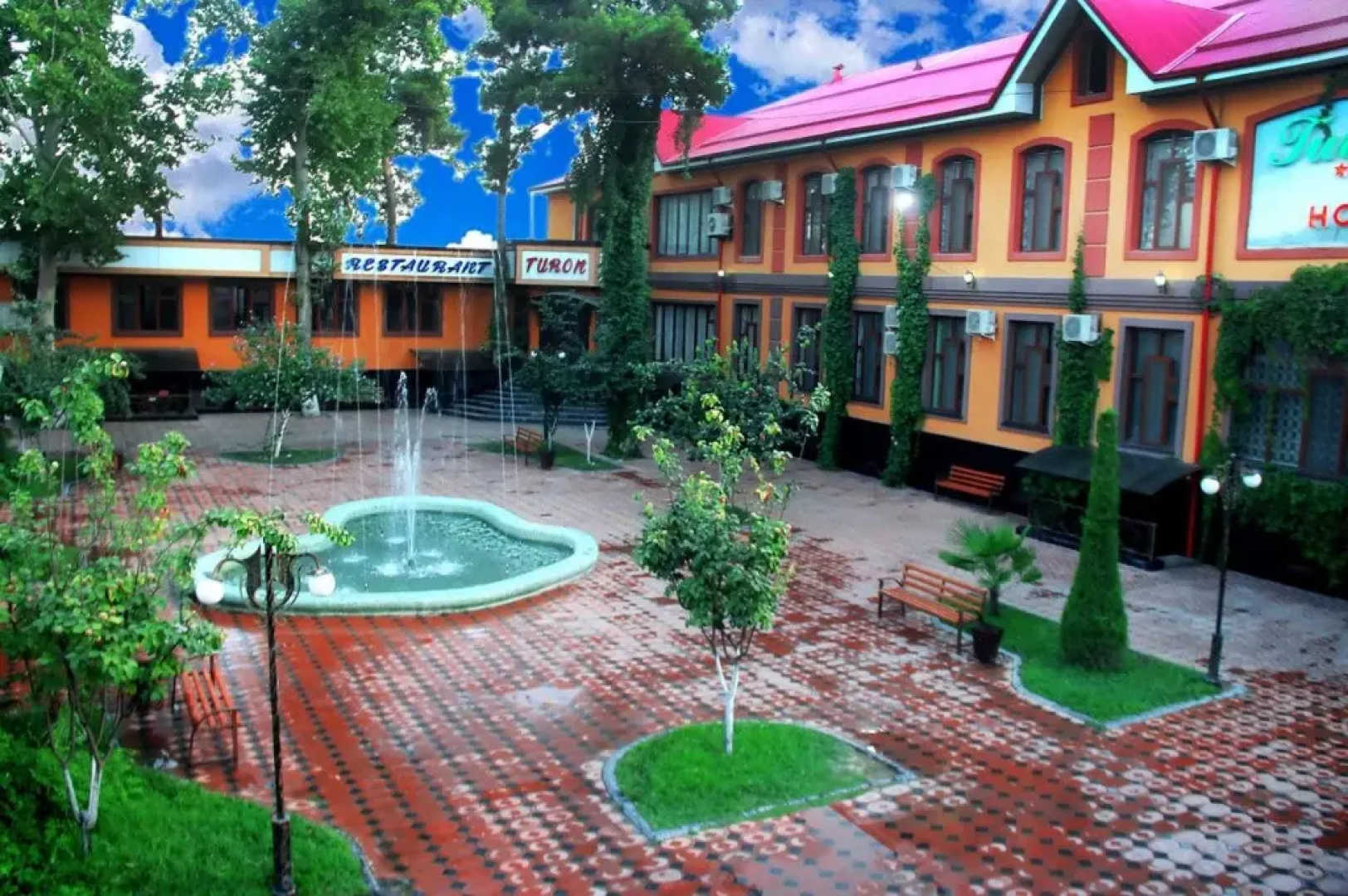 Turon Hotel
