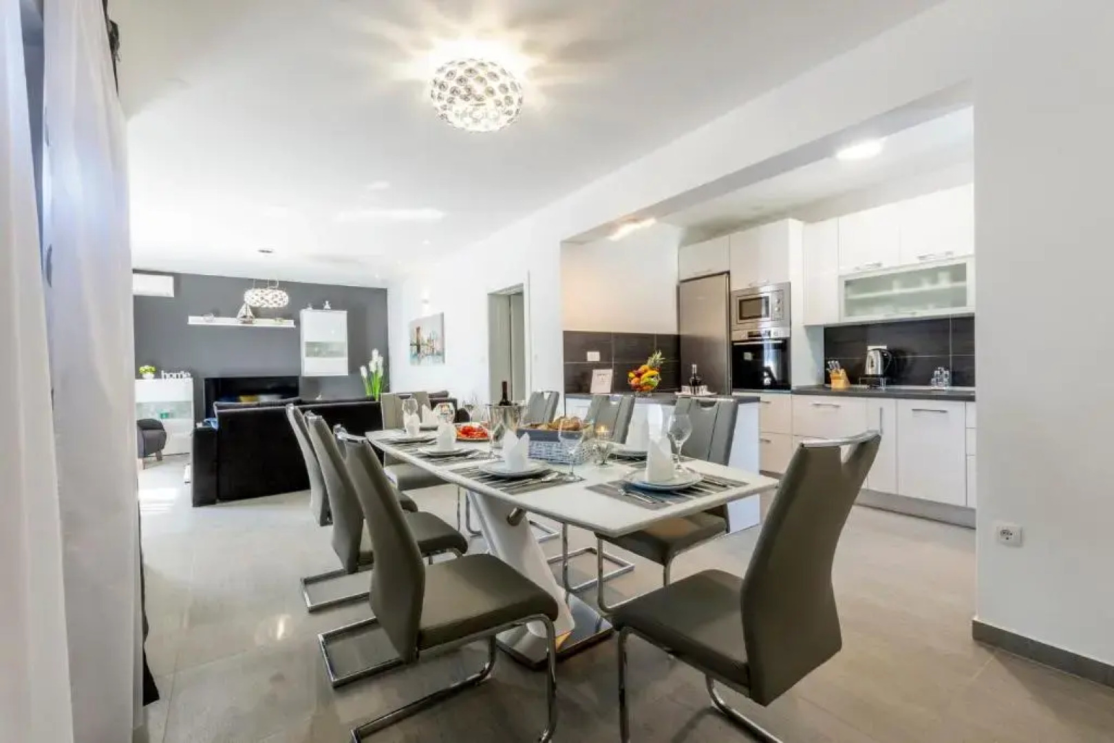 VILLA MAGNOLIA by Split