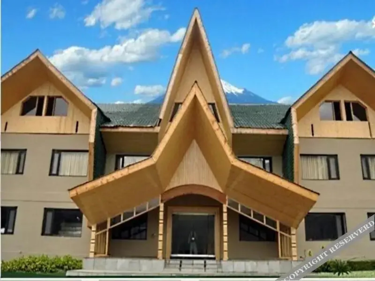 Hotel Tranquil Retreat