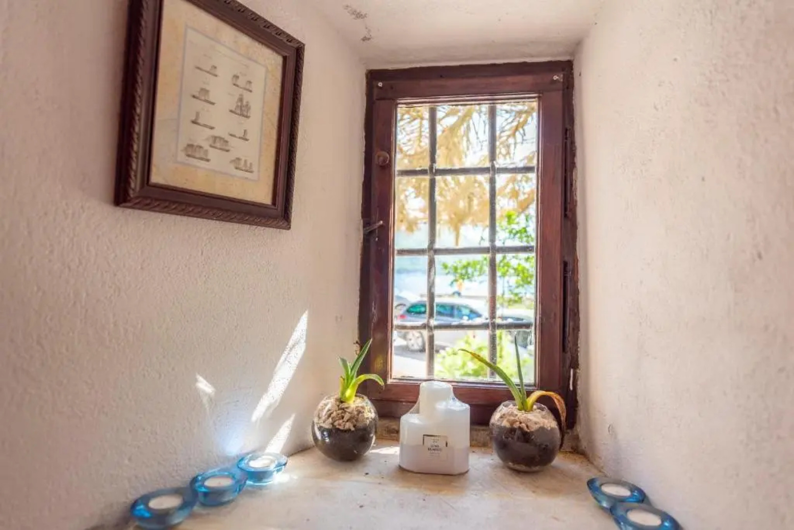 Charming Bohemian house in Perast