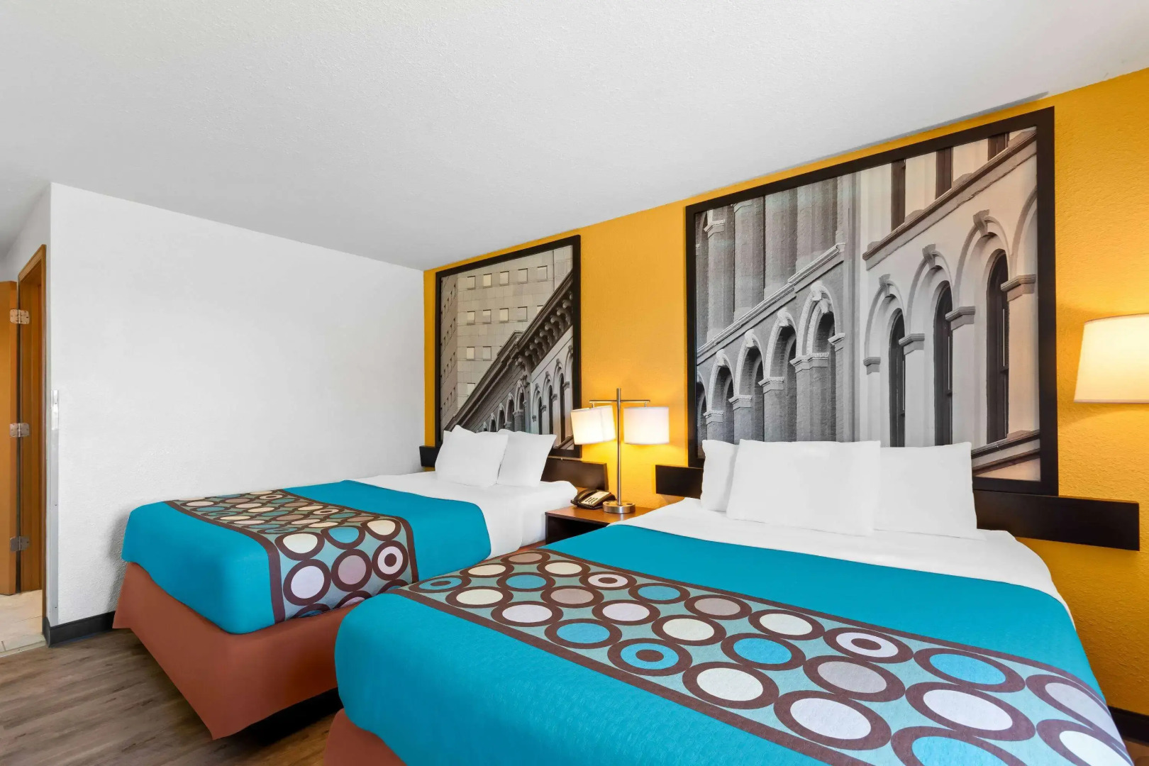 Super 8 by Wyndham Elizabethtown